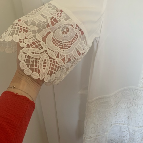 Endless Rose lace white dress - Picture 4 of 5